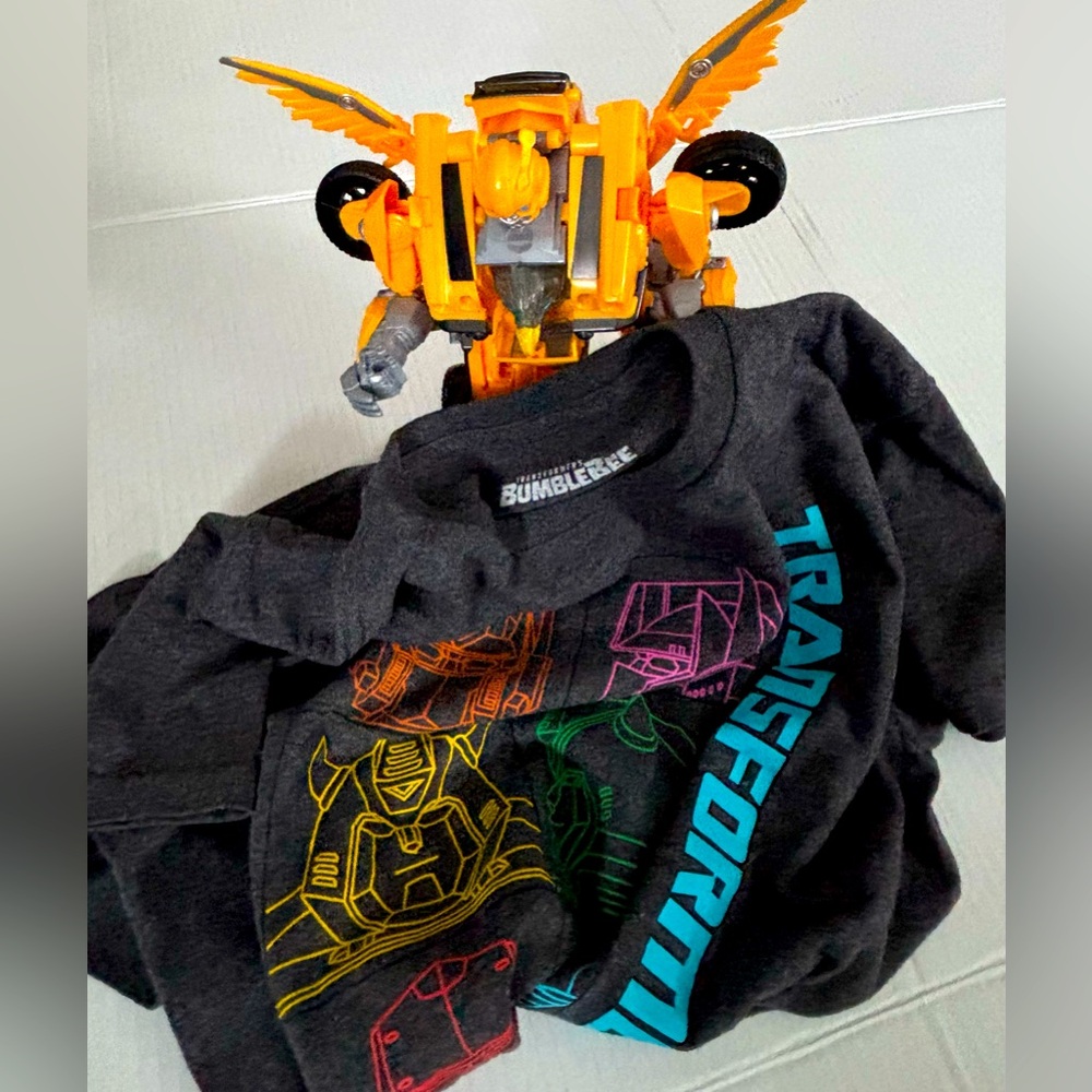 BUMBLEBEE TRANSFORMER TEE SHIRT, size M - Picture 5 of 5